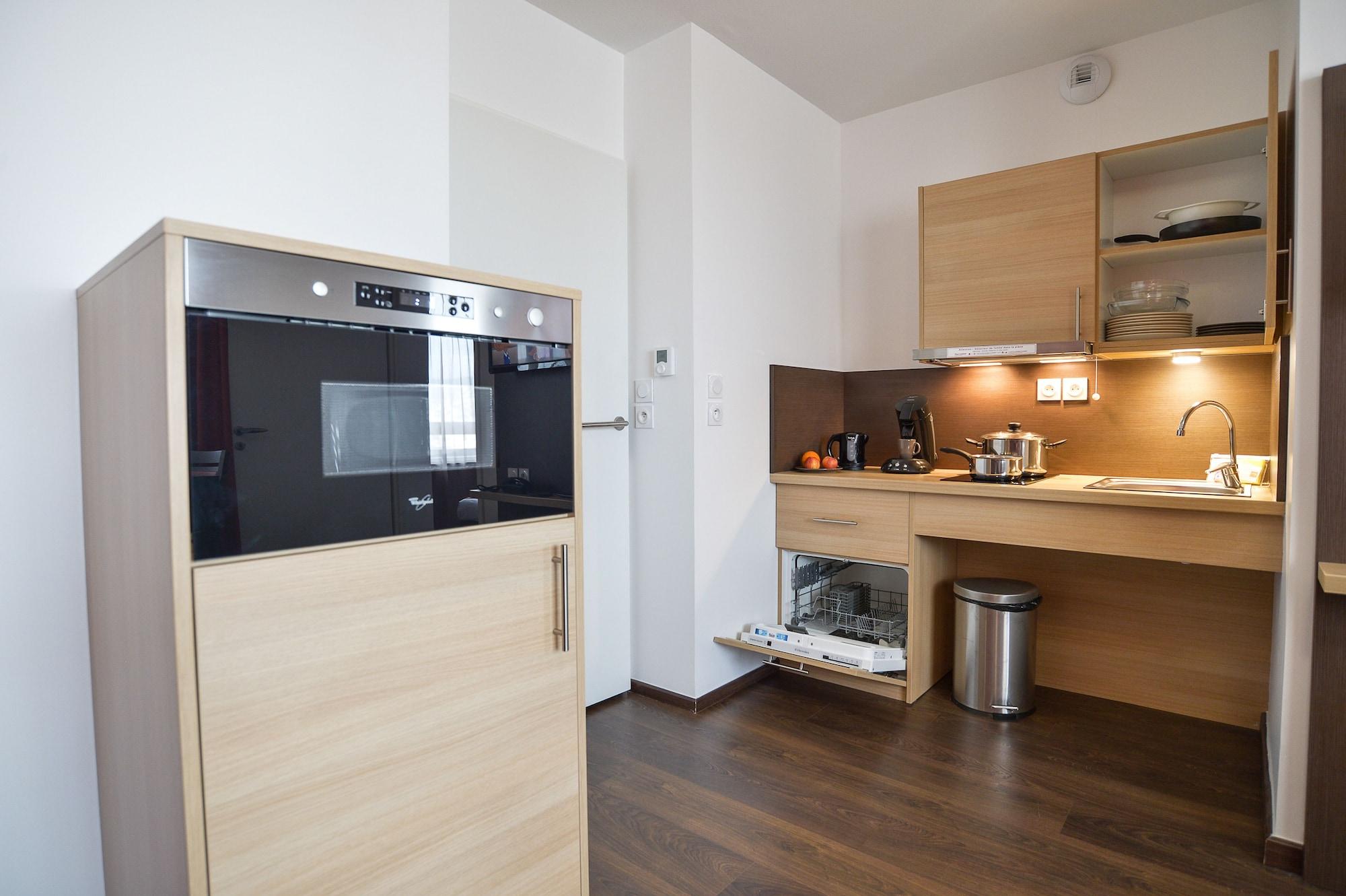 Apparthotel Privilodges Carre De Jaude Clermont-Ferrand Exteriör bild
