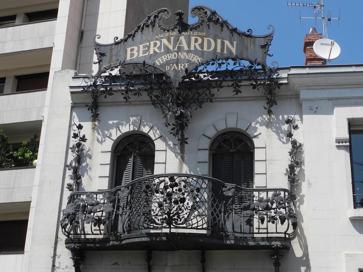 Apparthotel Privilodges Carre De Jaude Clermont-Ferrand Exteriör bild